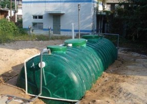 埋地一体化污水处理设备，看看新疆污水处理厂如何选购的